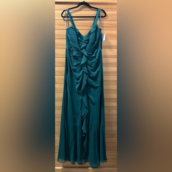 NWT White by Vera Wang Forest Green Ruched Ruffle Maxi Formal Bridesmaid Dress - Picture 5 of 11